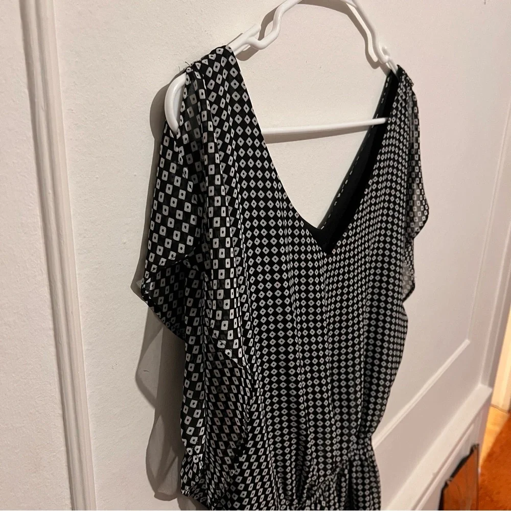 *3/20* Gap Flutter Sleeve Mini Dress - Picture 4 of 4